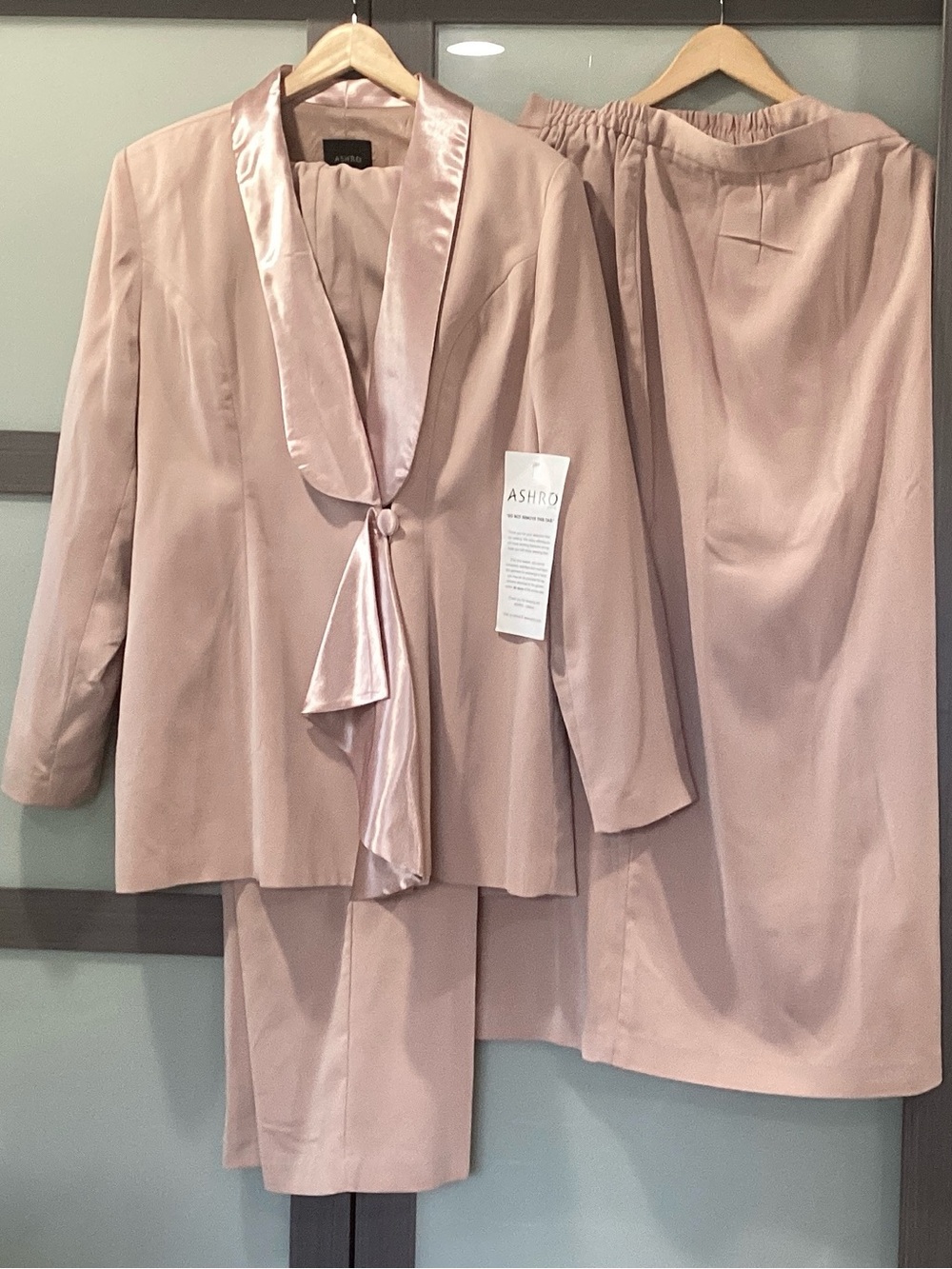 ASHRO Pink Pantsuit Size 16 NWT